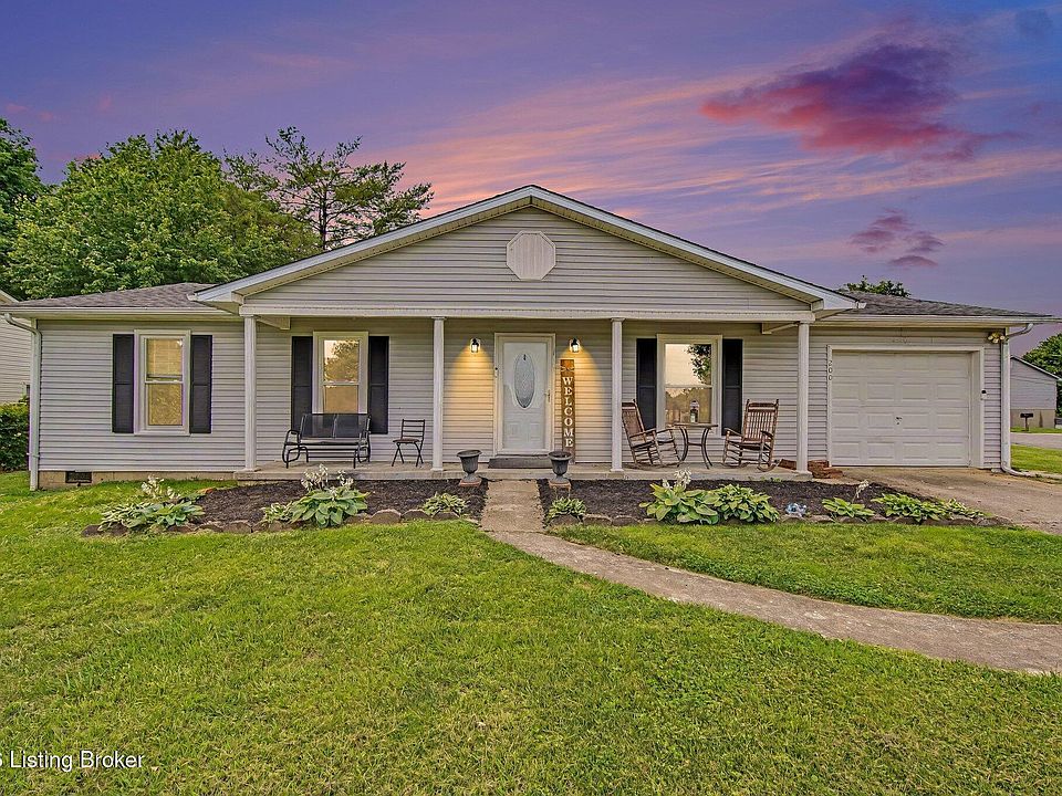 1st image of 200 Grant Dr
