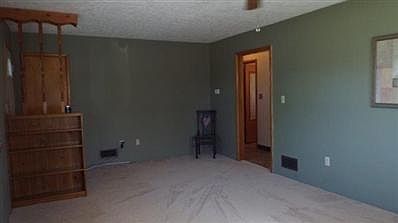 4th image of 2701 Anna Ave