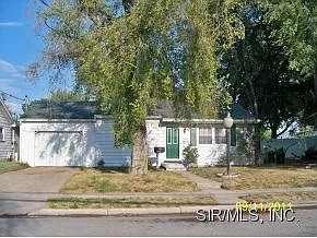3208 Wayne Ave photo 1