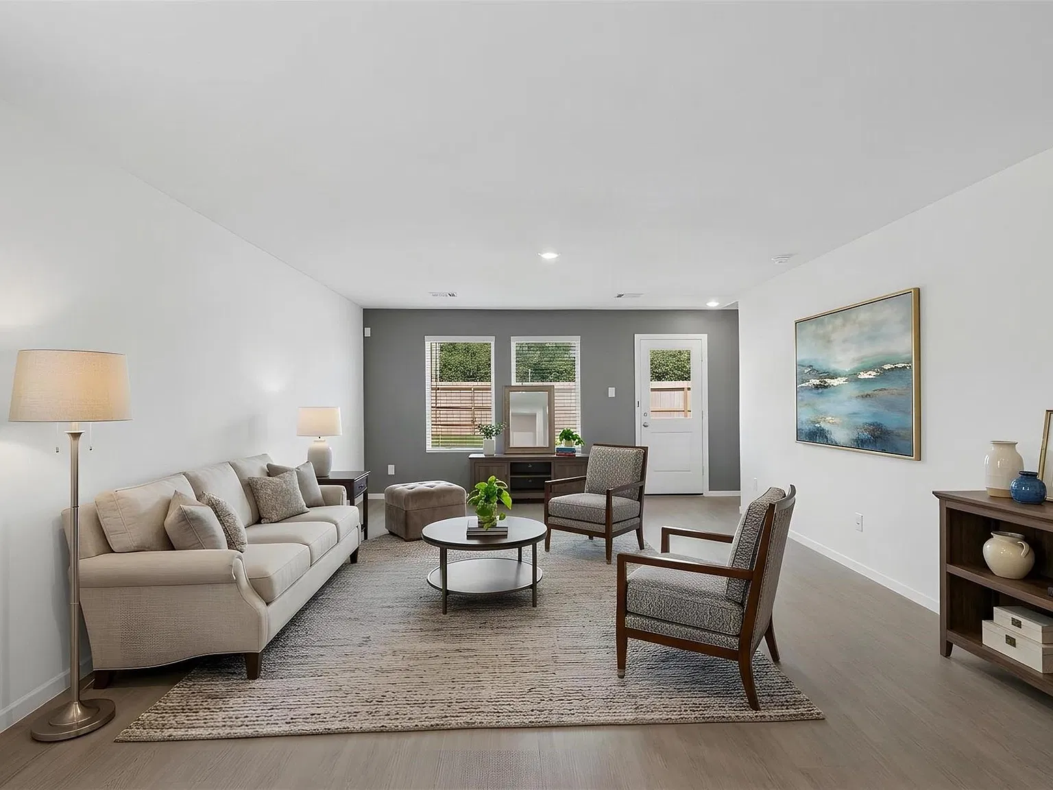 4 bed, 2.5 bath, 2015 sqft, $2,399 — Photo 1