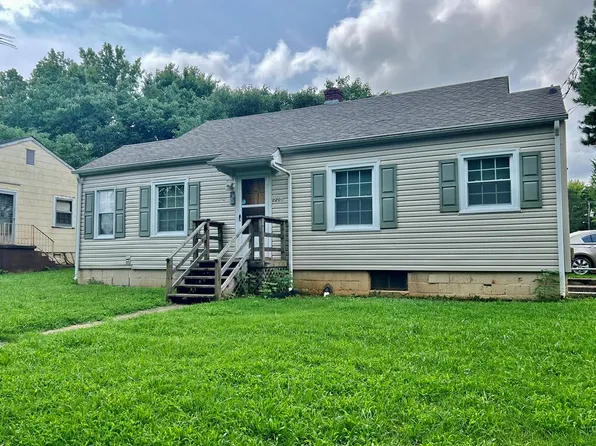 2201 Willow St, South Boston, VA 24592