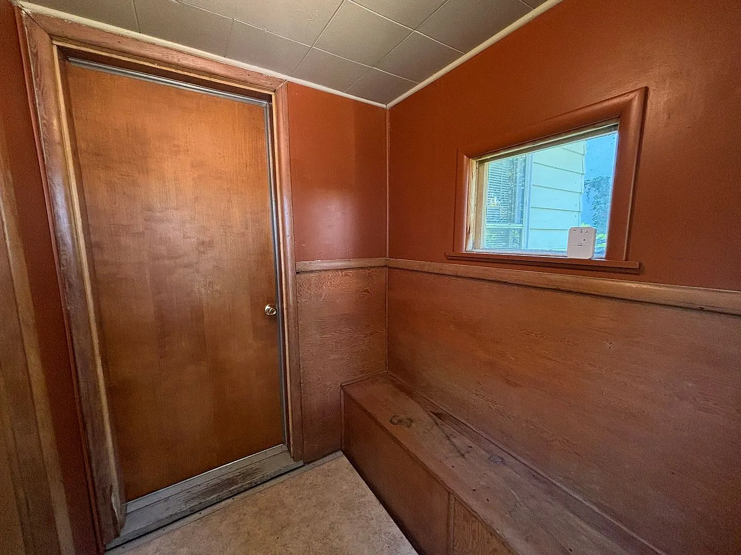 3 Bed, 1 Bath Near Ndsu! Move In Today! — Photo 2