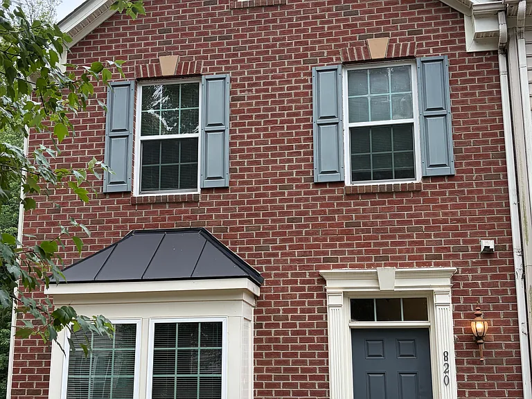 820 Rockcreek Rd — Photo 1