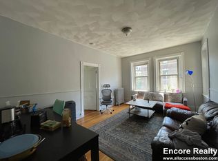 11 Park St APT 7, Brookline, MA 02446