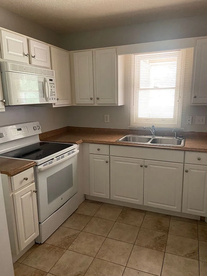 New For Rent in Grayson Valley! — Photo 4