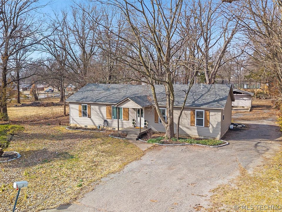 1st image of 1625 East Dr