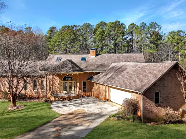 1140 Highway 54, Moreland, GA 30259