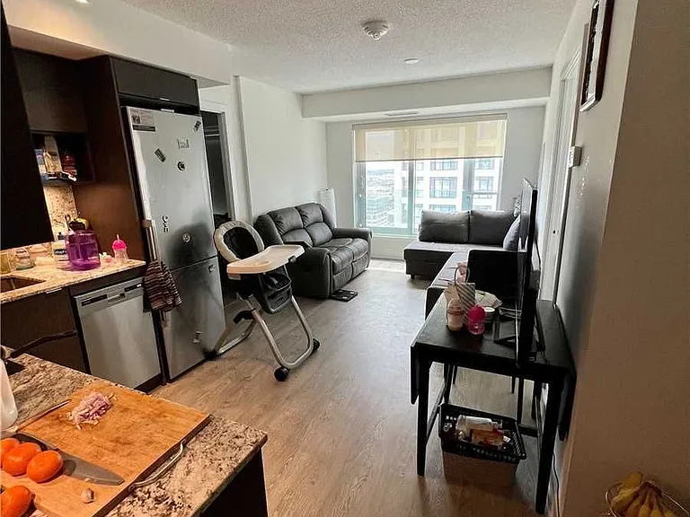 7 Mabelle Ave #2601 — Photo 3