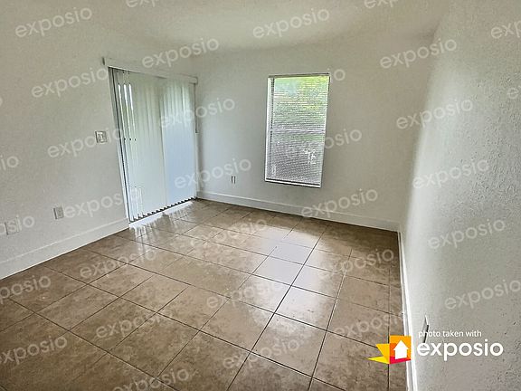 4th image of 2070 Braman Ave #17017319