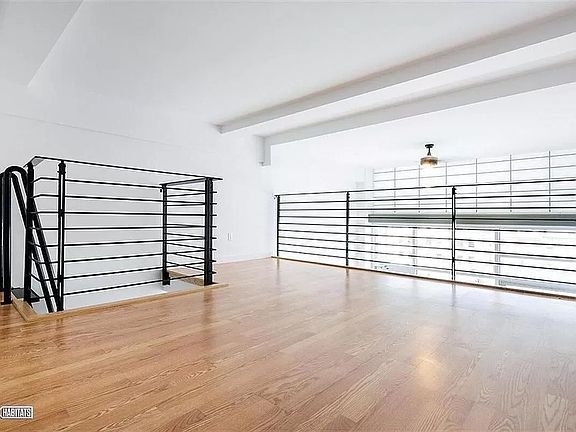 4th image of 308 Eckford St APT 2B