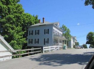 24 Oak St, Clinton, MA 01510