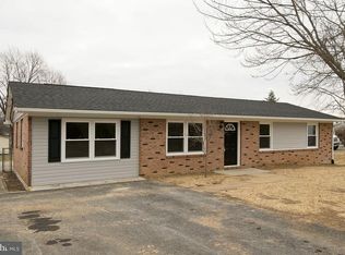 115 Meadowbrook Dr, Stephens City, VA 22655