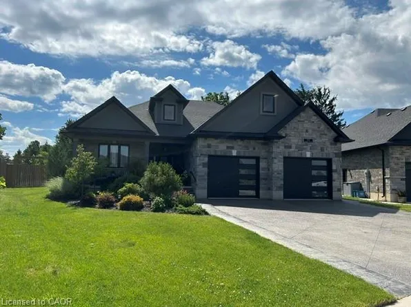 163 Gibbons St, Norfolk County, ON N0E 1Y0