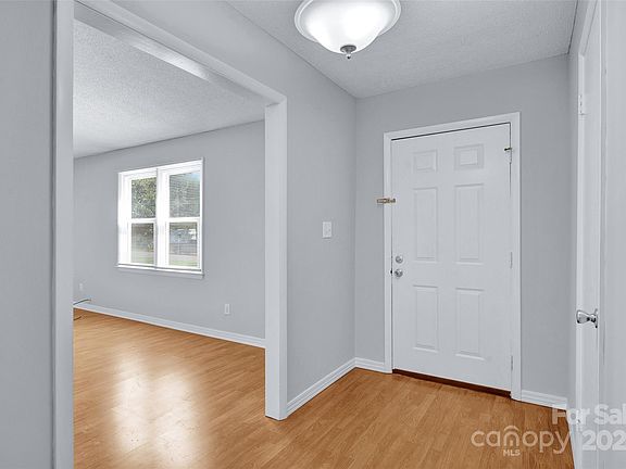 2nd image of 126 Little Forest Ln
