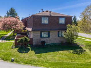 352 Surrey Hill Way, Rochester, NY 14623
