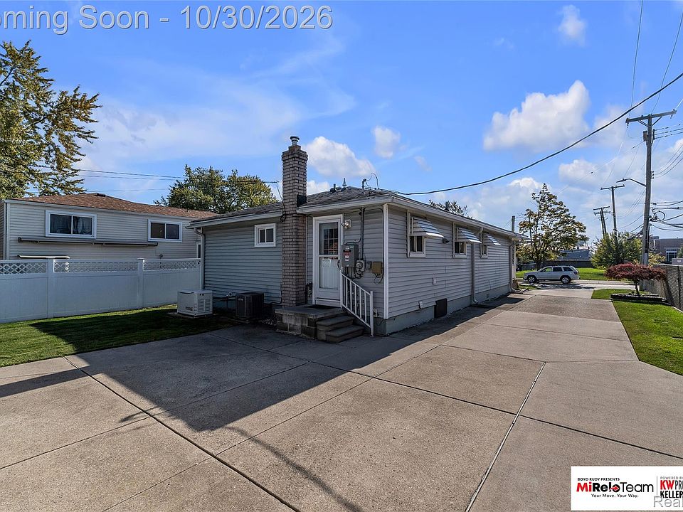 21515 Broadway St, photo 25