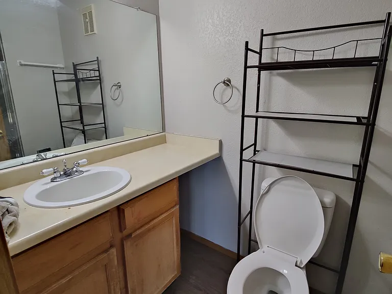 1075 S Elkhart Way #301 — Photo 9