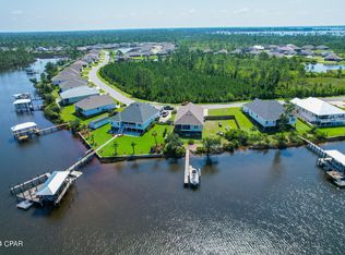 345 Confidence Way, Southport, FL 32409