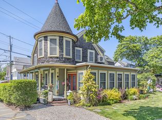 15 Center Street, Provincetown, MA 02657