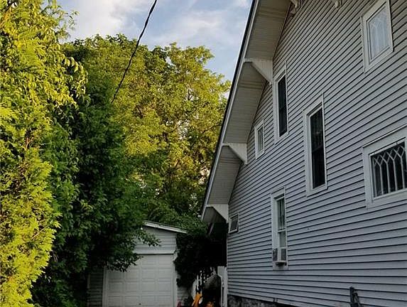 2nd image of 170 E Main St