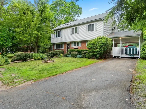 547 Pine St, Whitman, MA 02382