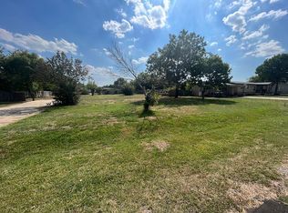 349 Randy Rd, Roanoke, TX 76262