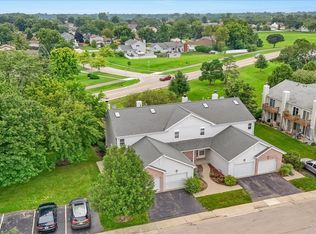 473 Nicole Dr APT B, Bartlett, IL 60103