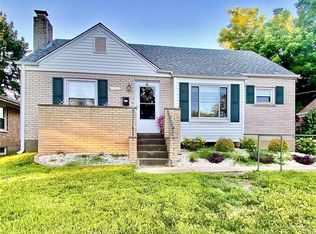 825 Rue Saint Catherine St, Florissant, MO 63031