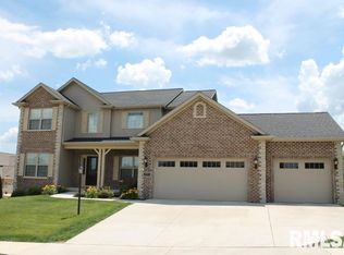 6402 W Hazel Nut Dr, Edwards, IL 61528