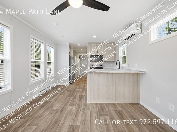 5th image of 84 Maple Path Ln