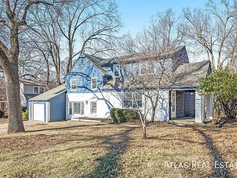 4412 W 77th Pl — Photo 1