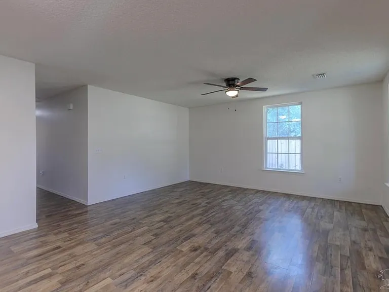 105 Citrus St — Photo 3