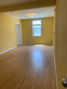 677 Pennsylvania Ave - Image 4