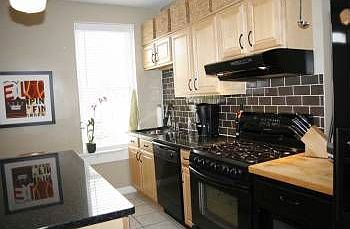 3rd image of 1955 Withnell Ave