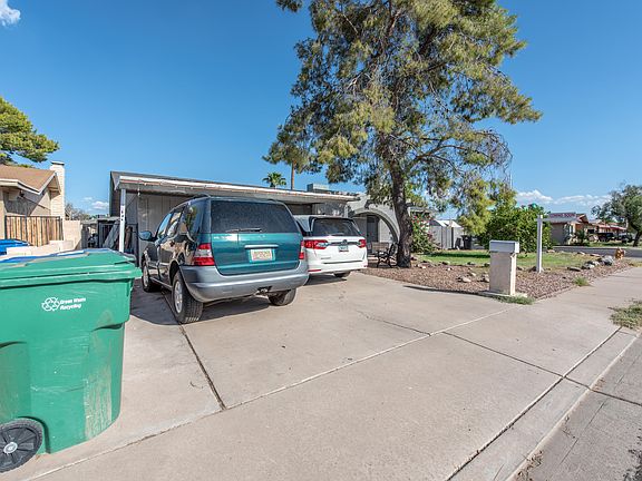 2nd image of 1009 S SPUR Street
