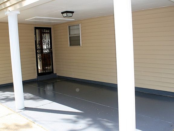 4th image of 5241 Algiers Dr