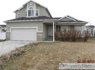 949 S Saratoga Dr, Saratoga Springs, UT 84045