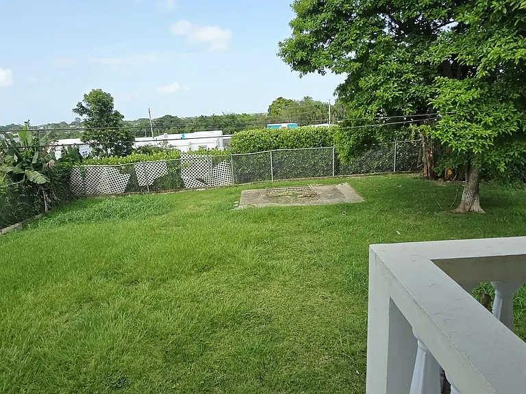 Carr #2 Urb. Villa Avelina — Photo 43