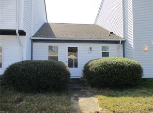 2847 Eric Ct, Chesapeake, VA 23323