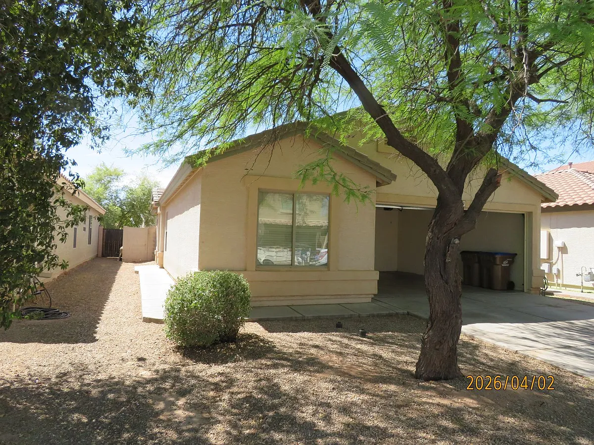Building Photo - 4079 E Mica Rd