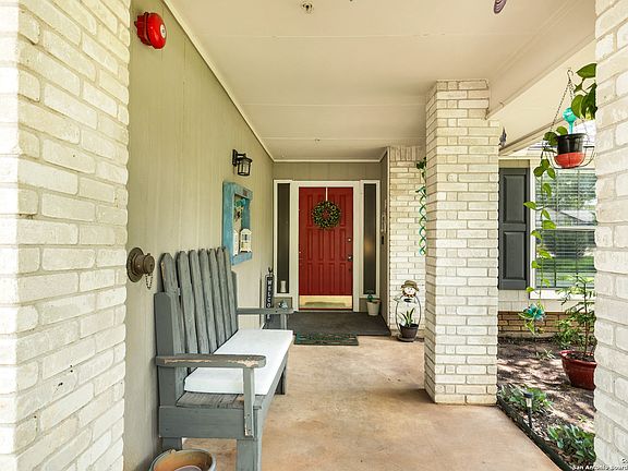2nd image of 14211 Chadbourne
