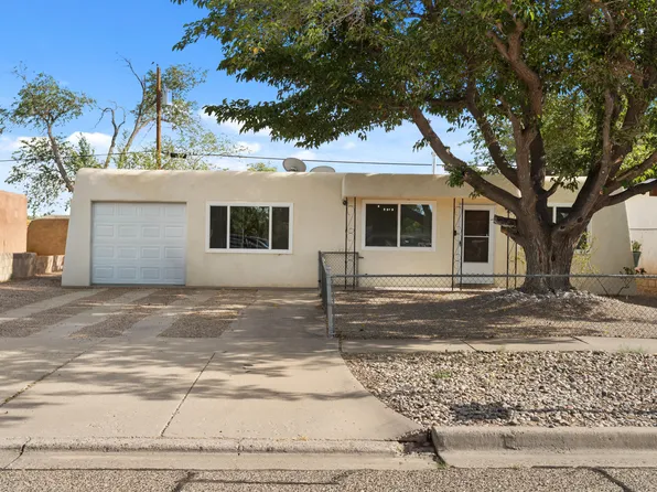 5944 Avenida La Barranca NW, Albuquerque, NM 87114
