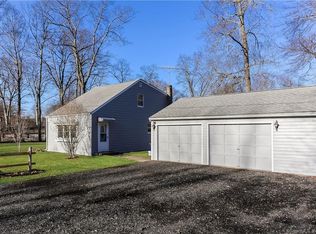 11 Mink Trl, Coventry, CT 06238