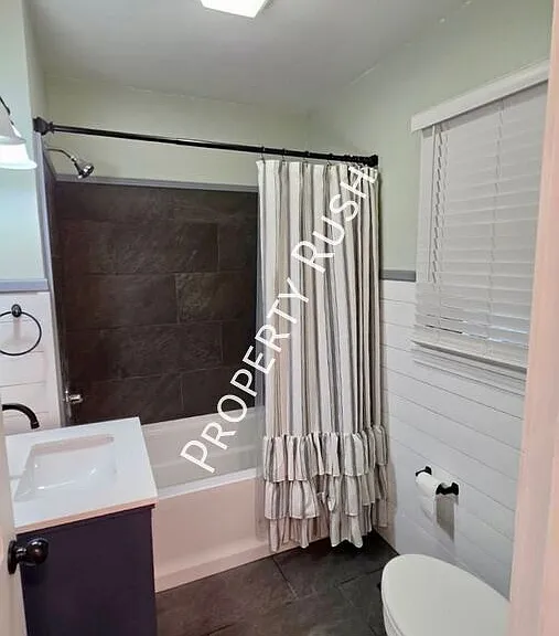 3229 Westonia Dr — Photo 28