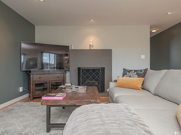 4th image of 470 Collingwood St APT 8