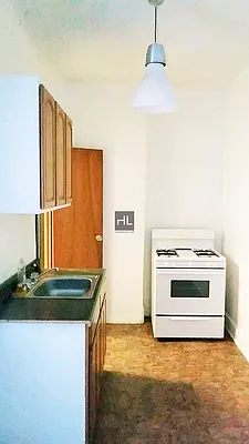 Rented by Highline Residential | media 23