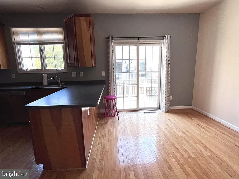 1601 Leeds Castle Dr — Photo 12