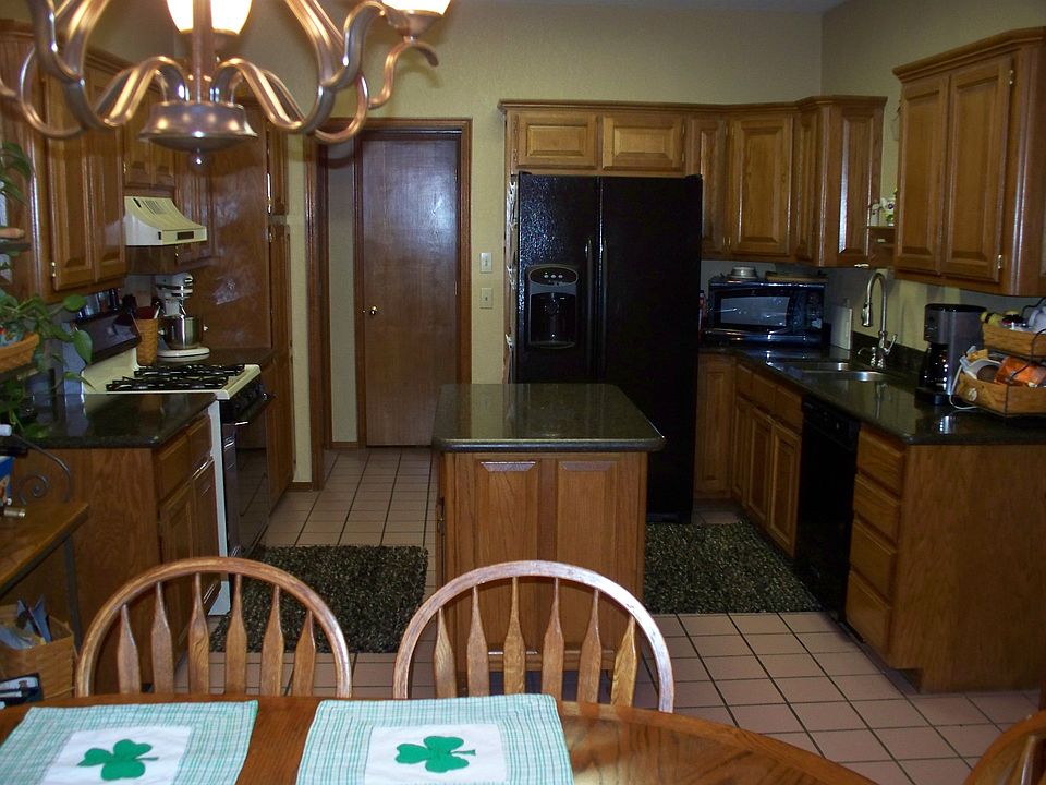 2nd image of 5216 SE 88th St