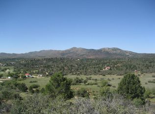 17617 S Pinon Ln, Peeples Valley, AZ 86332