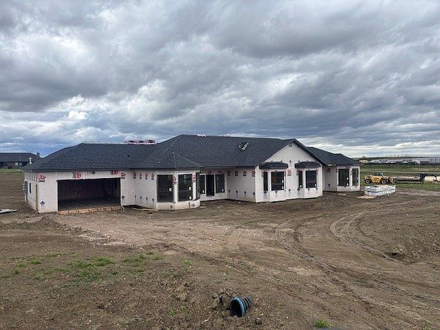 1st image of 18 Silver Mine Ln